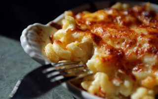 Baked Macaroni and MouCo ColoRouge Cheese